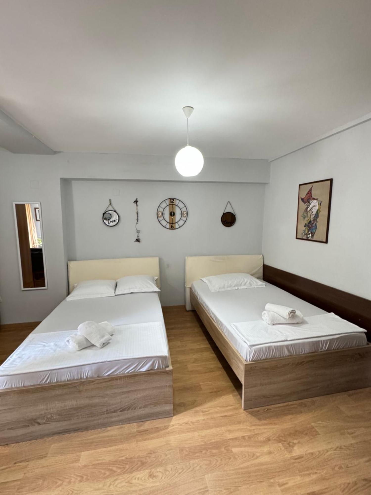 Tirana Centre Lions Gate 9 Apartment Buitenkant foto