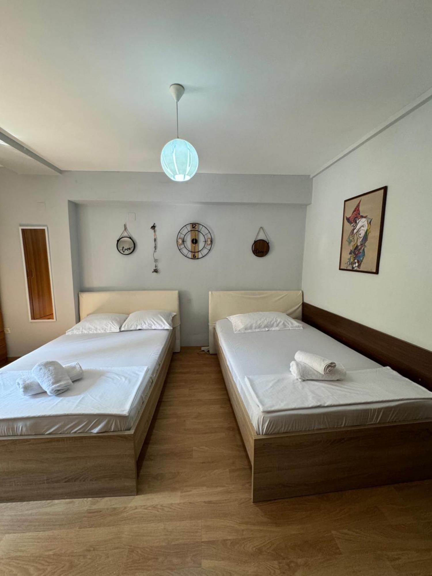 Tirana Centre Lions Gate 9 Apartment Buitenkant foto