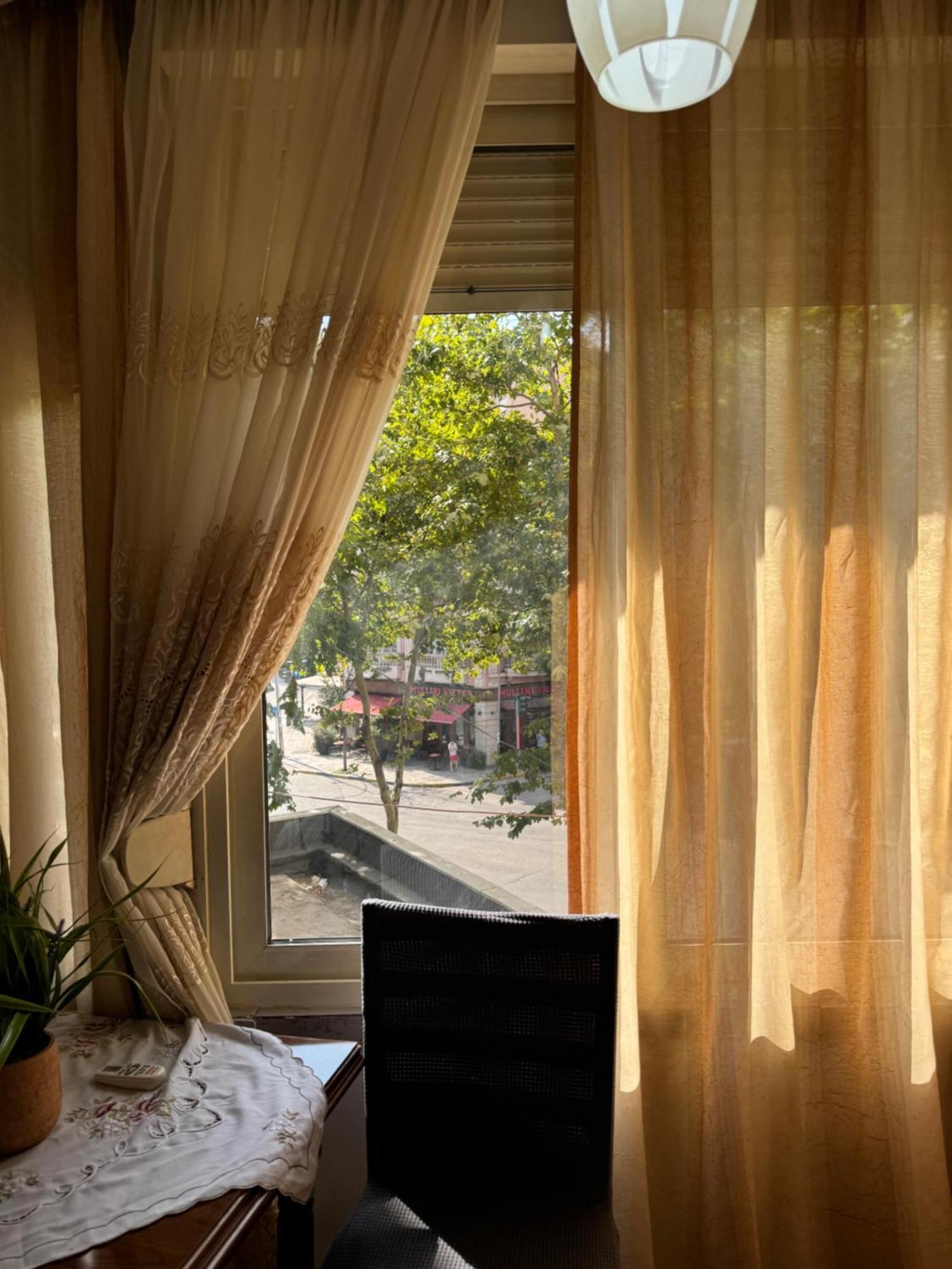 Tirana Centre Lions Gate 9 Apartment Buitenkant foto